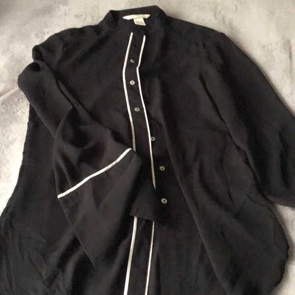 Blouse - Picture 2 of 2